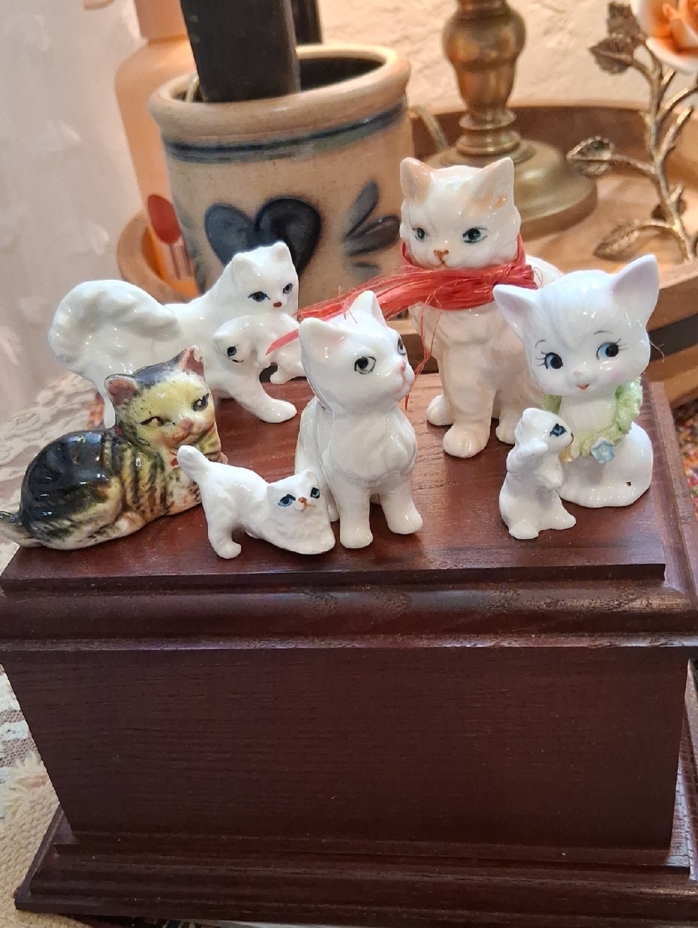 7 Cat Figurines
